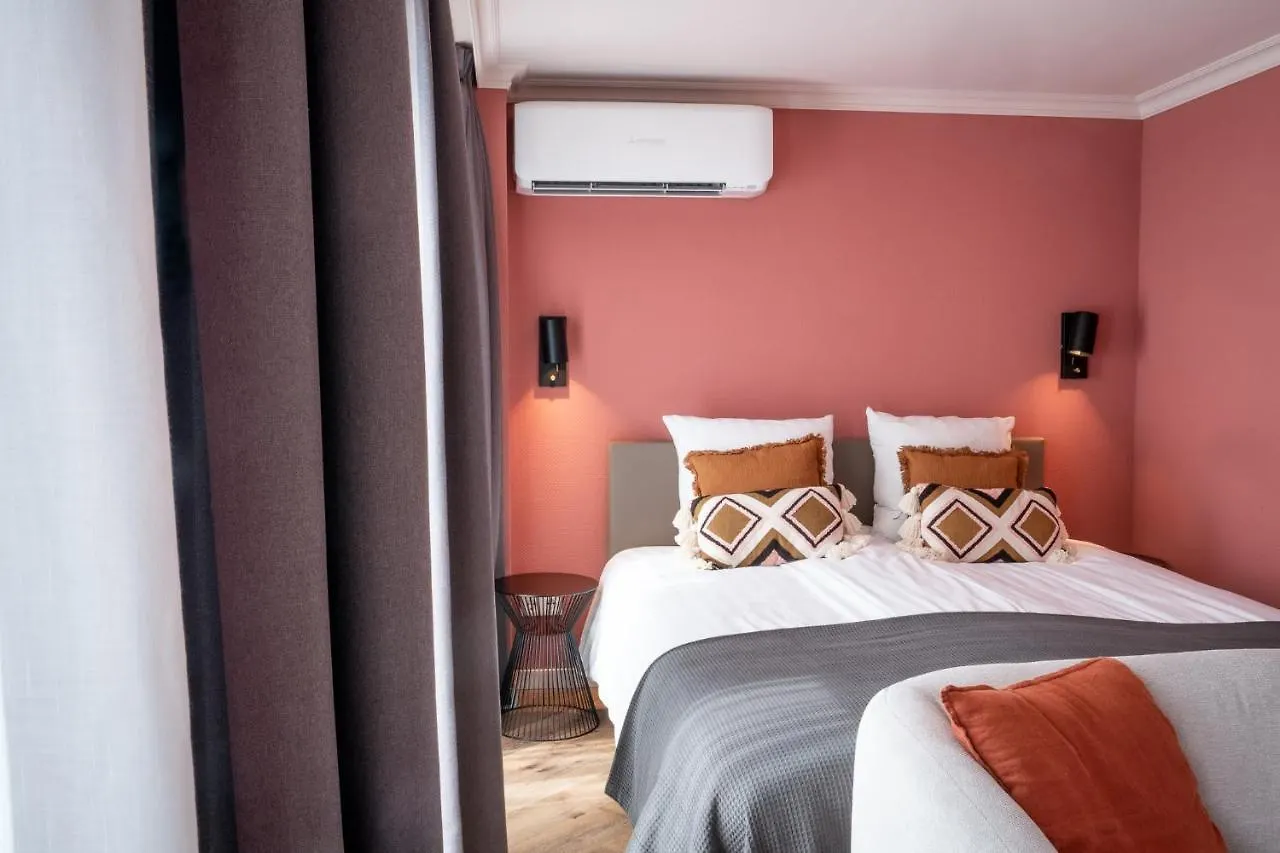 Hotel Janssen Valkenburg aan de Geul 3*,