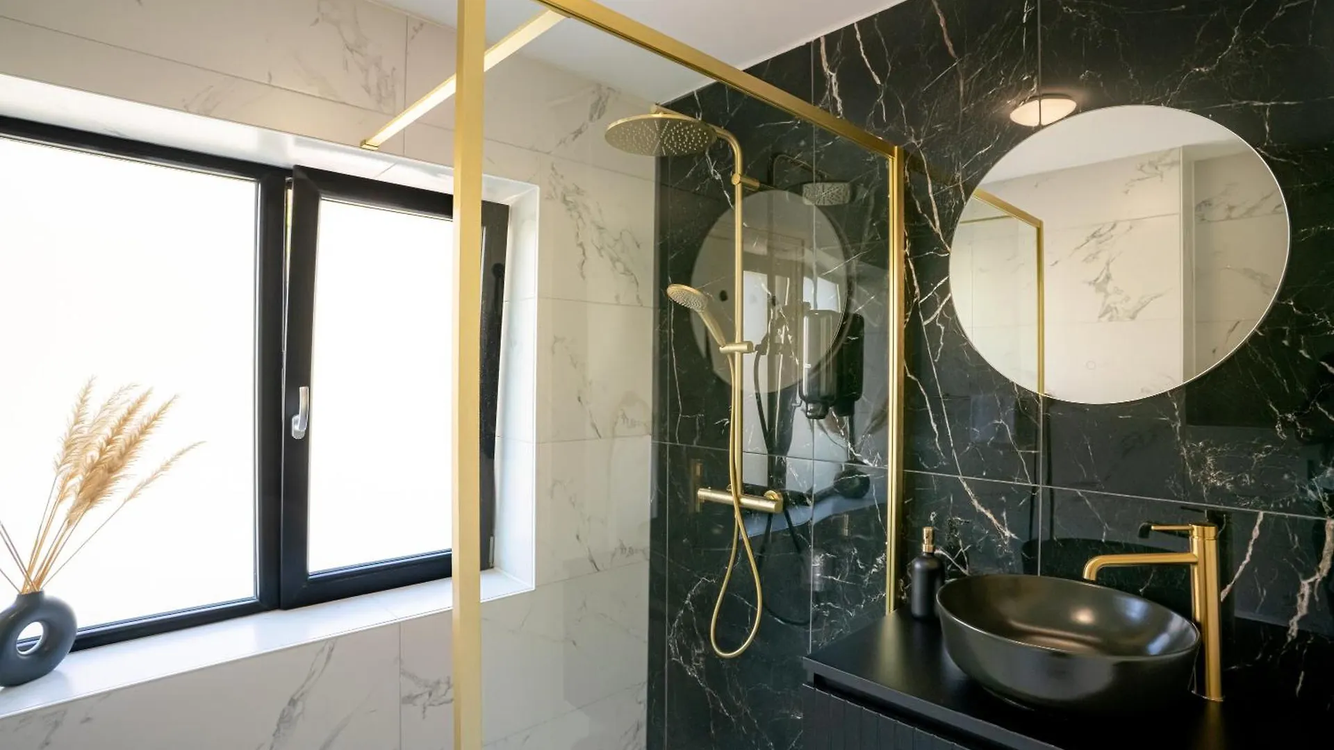 Hotel Janssen Valkenburg aan de Geul 3*,